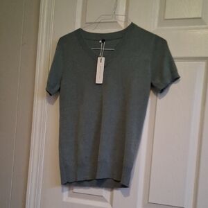 Elegant Gray V-Neck Women's Top